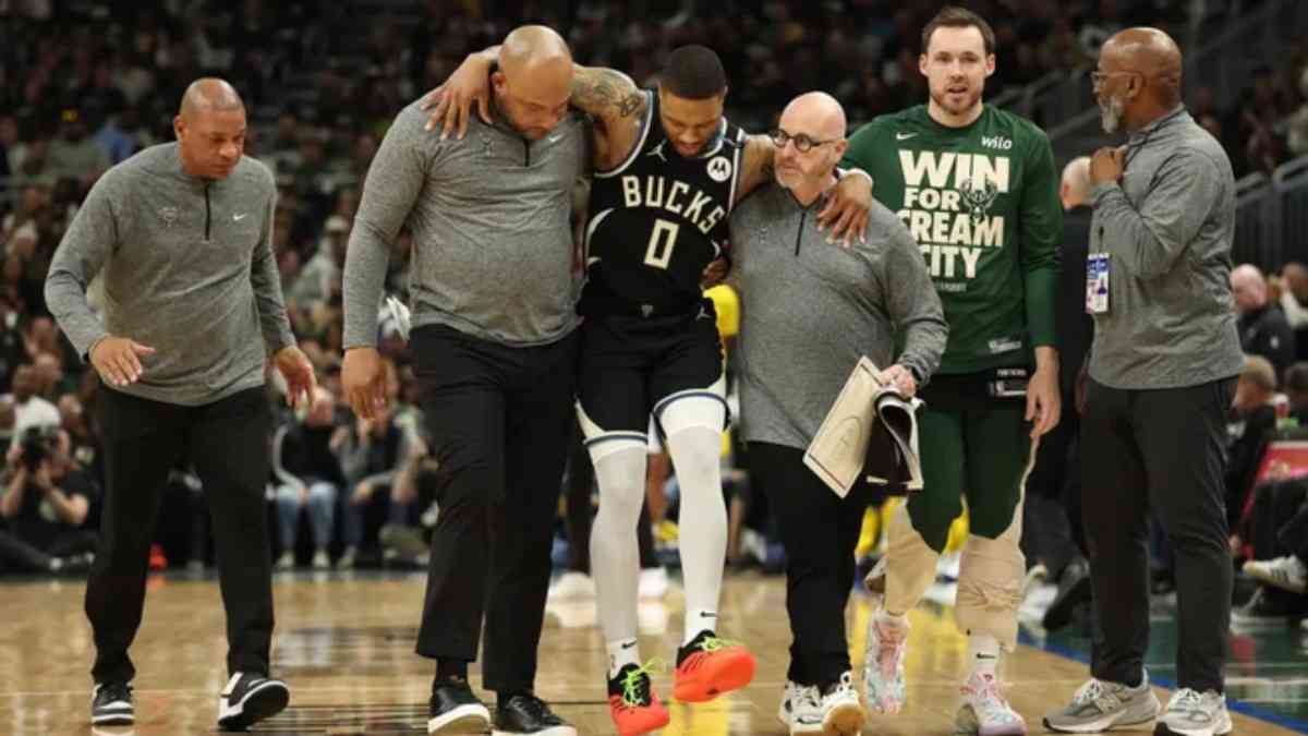 Damian Lillard Waived in Shocker as Bucks Chase Myles Turner Deal