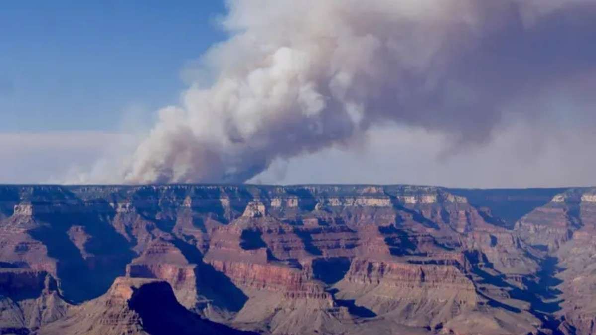 Flames Swallow Grand Canyon Lodge as Wildfire Shuts Down North Rim