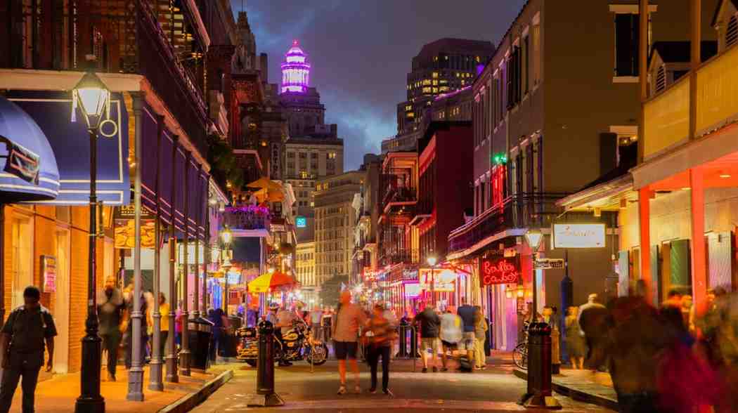 New Orleans Itinerary: From Bourbon Street Nights to Garden District Days