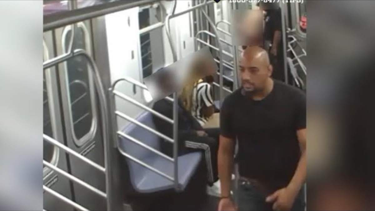 NYPD Hunts Suspect in Bronx Subway Assault After Cigarette Dispute