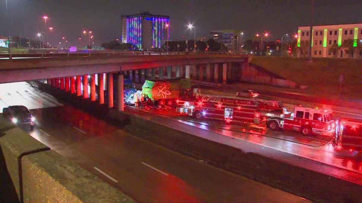 Crash Chaos on I-30 Near Hunnicut Lane Stalls Dallas Traffic