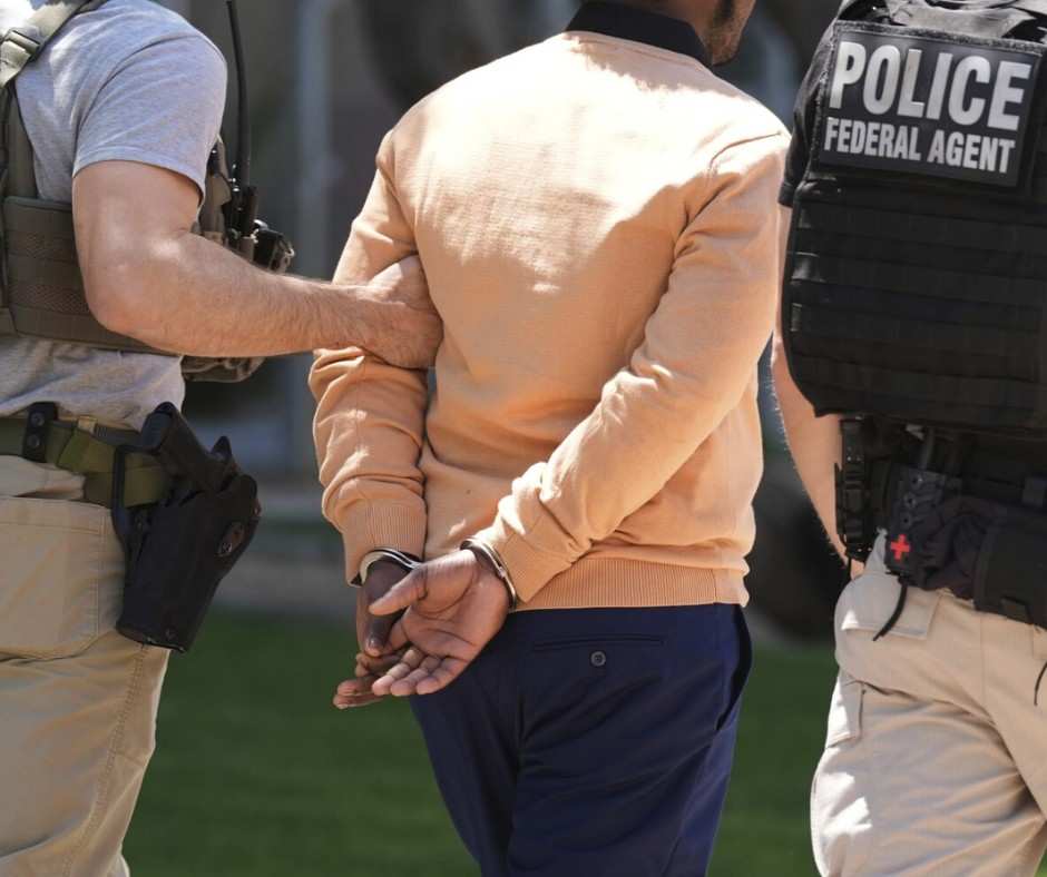 TikTok Activist Rachel Cohen Goes Viral as ICE Raids Chicago Loom