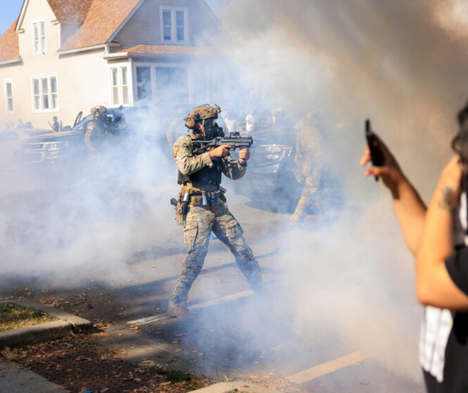 Chicago Immigration Blitz Under Fire: Former DHS Chief Calls Out Border Patrol Tactics