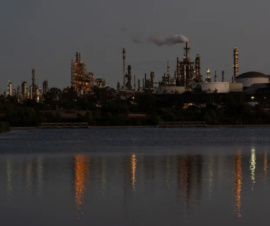 California’s Refinery Meltdown: Workers Caught in the Crossfire of the Energy Transition